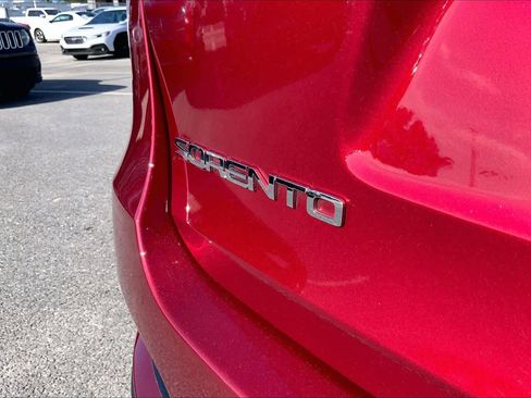 Used 2020 Kia Sorento EX image 30