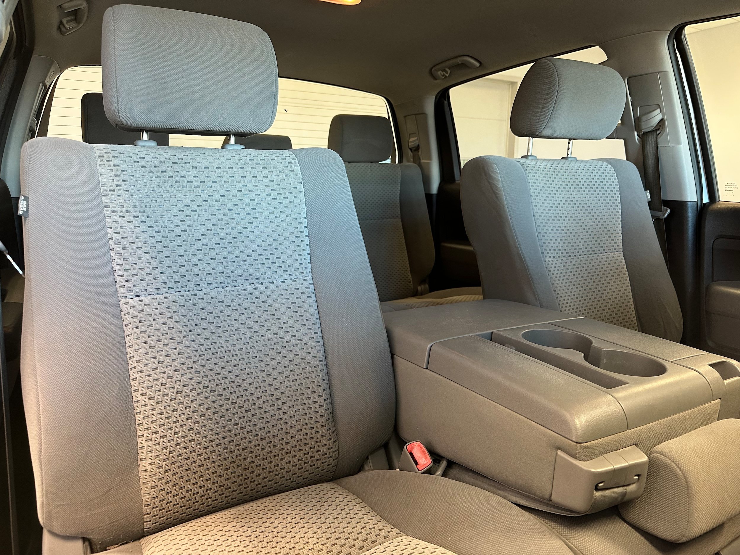 Used 2012 Toyota Tundra 4x4 CrewMax w/ Tow Pkg image 15