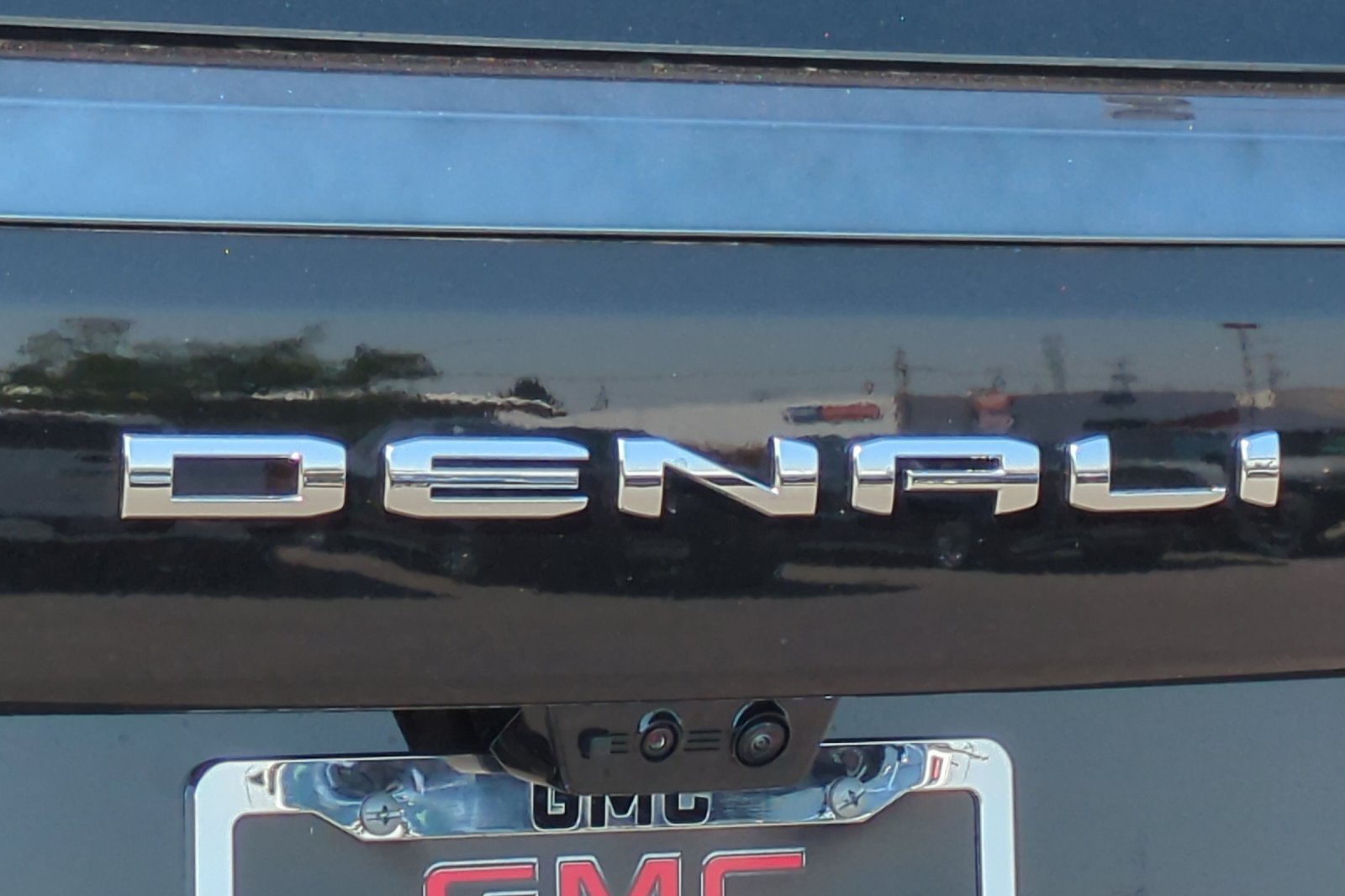Used 2026 GMC Yukon XL Denali Ultimate AWD/4WD image 36