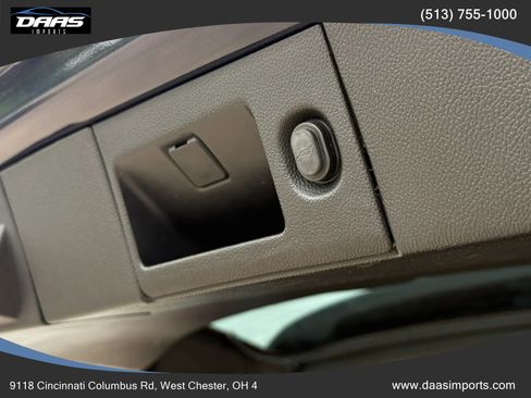Used 2019 Chevrolet Suburban Premier w/ Premier Plus Edition AWD/4WD image 39
