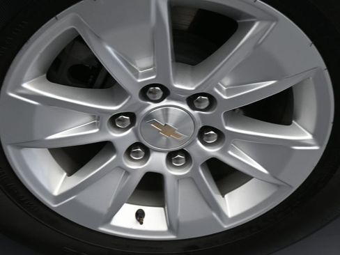 Used 2023 Chevrolet Silverado 1500 LT image 42