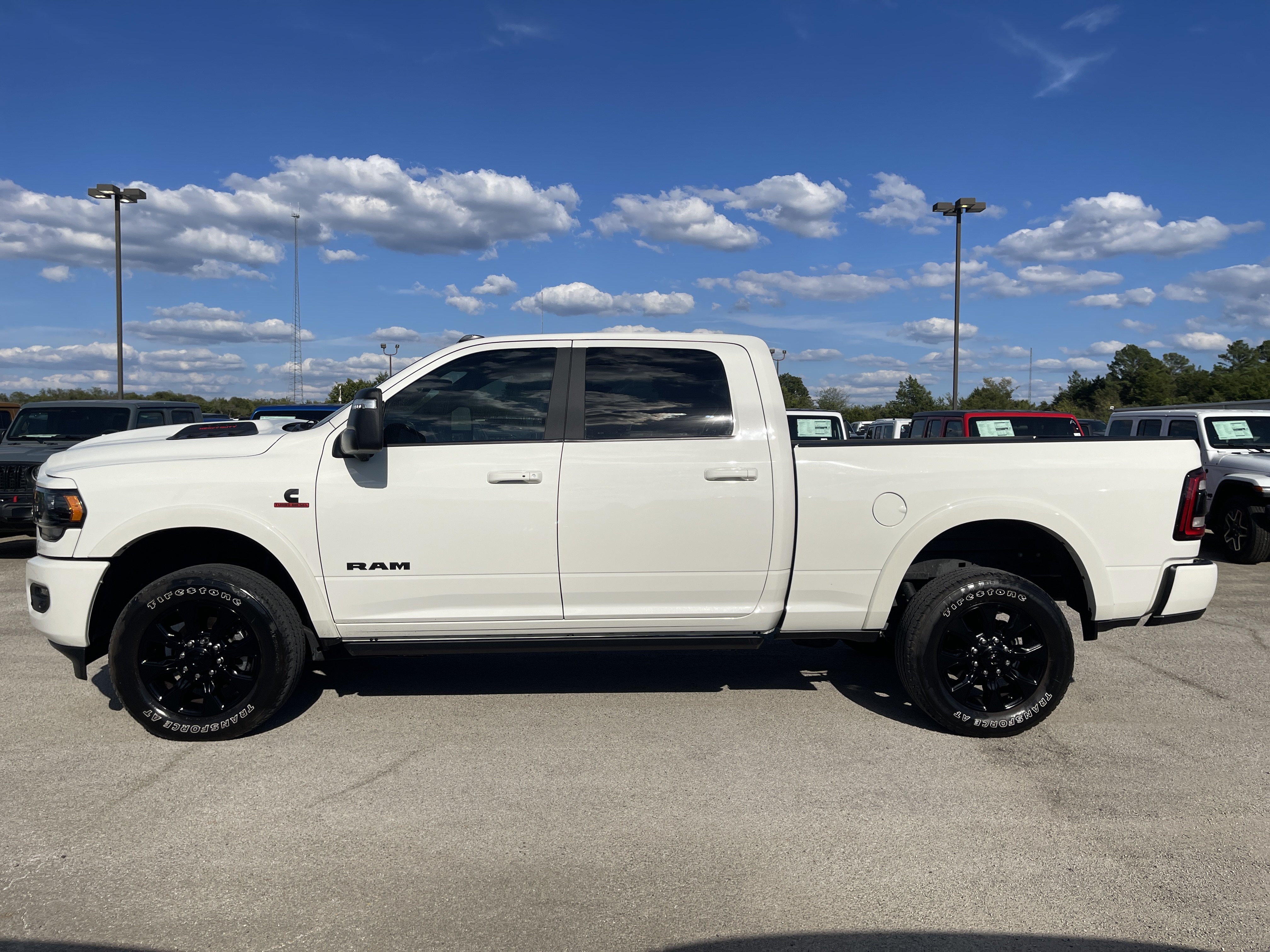 Used 2024 RAM 2500 Limited AWD/4WD image 7
