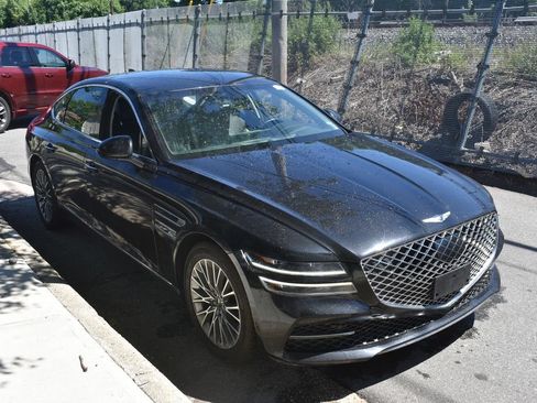 Used 2023 Genesis G80 2.5T image 4