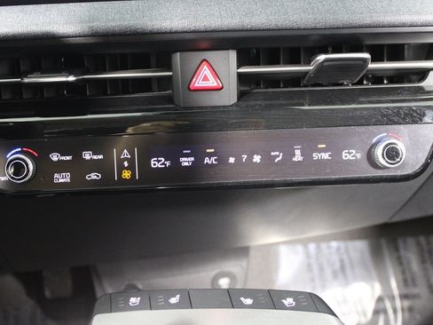Used 2023 Kia EV6 Wind w/ Wind Technology Package RWD image 29
