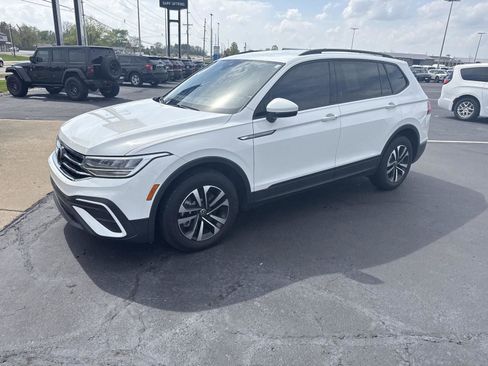 Used 2023 Volkswagen Tiguan S w/ Driver Assistance Package FWD image 6