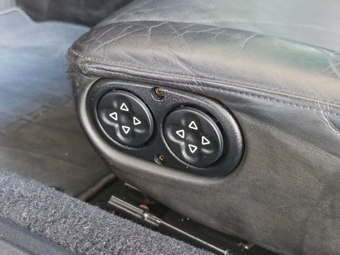 Used 1998 Porsche 911 Cabriolet image 58