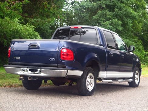 Used 2003 Ford F150 XLT RWD image 4
