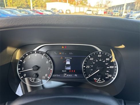 Used 2024 Nissan Frontier SV w/ SV Convenience Package image 19