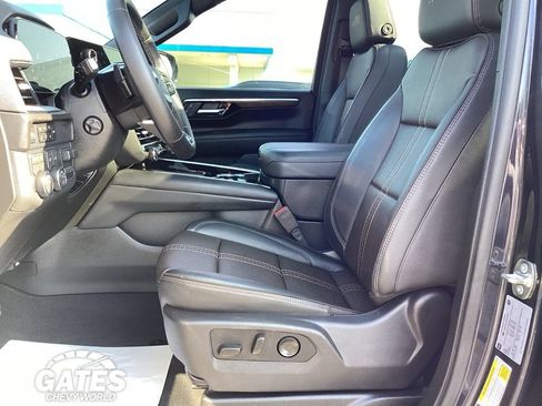Used 2026 Chevrolet Tahoe High Country w/ Sun And Tow Package AWD/4WD image 14