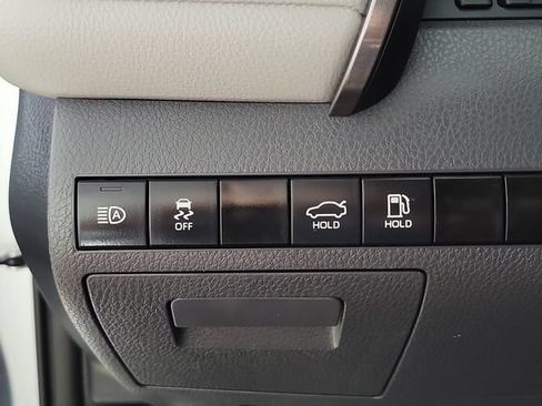 Used 2024 Toyota Camry LE w/ Convenience Package FWD image 24