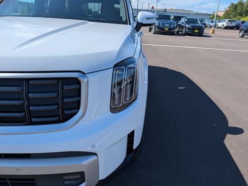 Used 2025 Kia Telluride SX Prestige AWD/4WD image 16