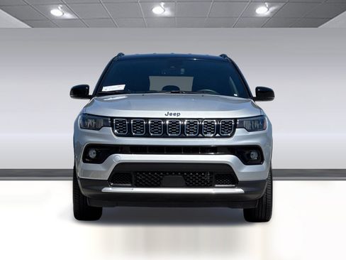 Used 2025 Jeep Compass Limited AWD/4WD image 6