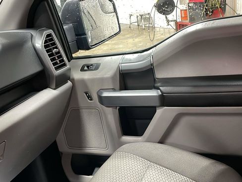 Used 2018 Ford F150 XLT w/ Equipment Group 302A Luxury image 12