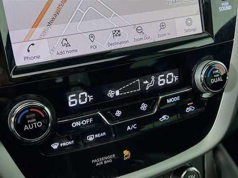 Used 2020 Nissan Murano SL w/ Moonroof Package image 16