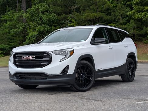 Used 2021 GMC Terrain SLT w/ Elevation Edition FWD image 4
