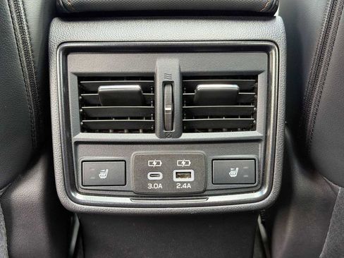 Used 2026 Subaru Forester Touring AWD/4WD image 33
