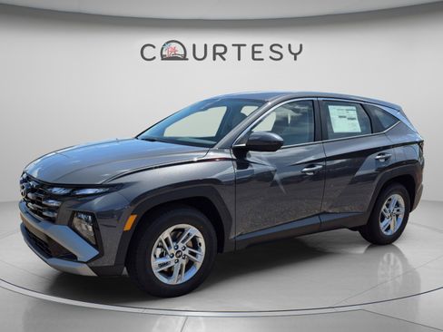 New 2026 Hyundai Tucson SE FWD image 1