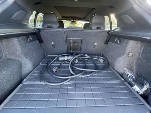 Certified 2023 Volvo XC40 Recharge Ultimate w/ Protection Package Premier AWD/4WD image 10