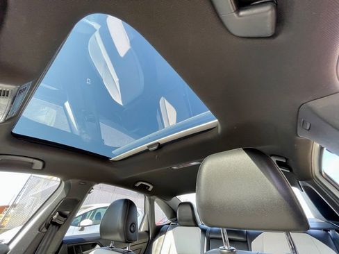 Used 2019 Volkswagen Jetta R-Line w/ R-Line Cold Weather Package image 20