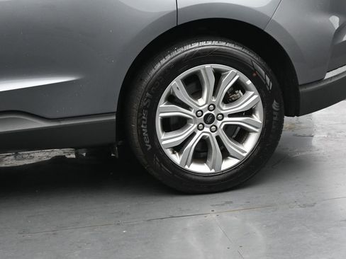 Used 2024 Ford Edge Titanium AWD/4WD image 13