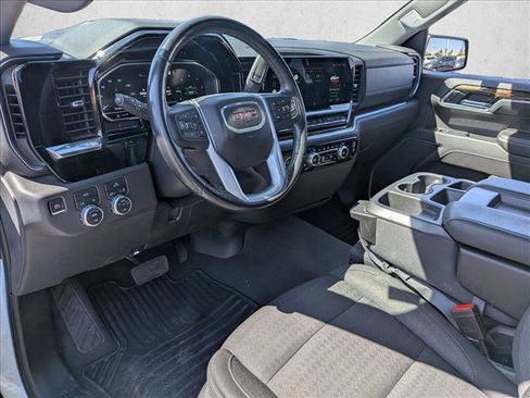 Used 2022 GMC Sierra 1500 Elevation AWD/4WD image 9