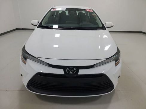Certified 2024 Toyota Corolla LE FWD image 2