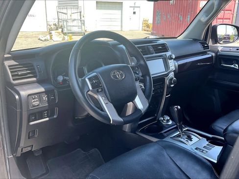 Used 2016 Toyota 4Runner Limited image 17