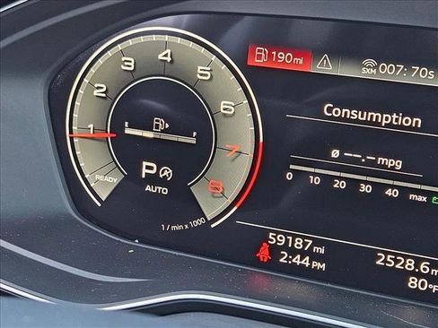 Used 2021 Audi Q5 Premium Plus w/ Premium Plus Package image 10