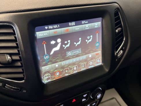 Used 2021 Jeep Compass Trailhawk w/ Sun and Sound Group image 15