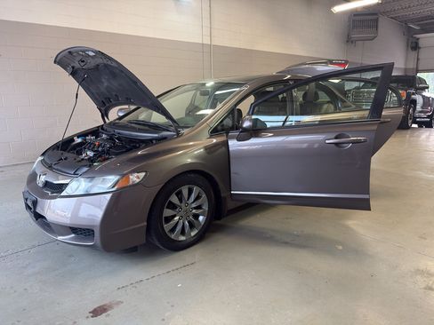 Used 2010 Honda Civic EX-L image 11