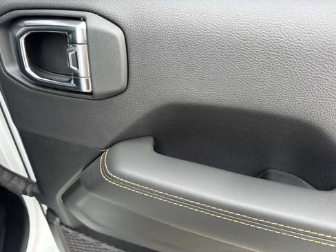 New 2025 Jeep Gladiator Sport image 20