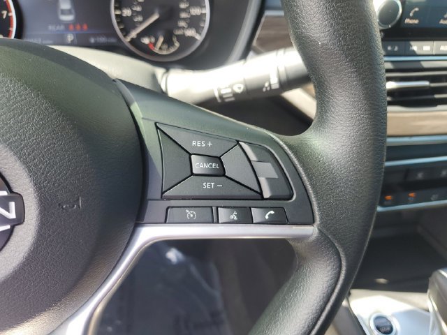 Certified 2025 Nissan Altima 2.5 SV FWD image 17