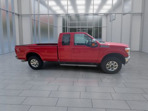 Used 2012 Ford F250 Lariat w/ Chrome Pkg AWD/4WD image 10