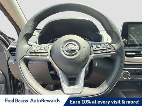 New 2026 Nissan Altima 2.5 SV AWD/4WD image 9