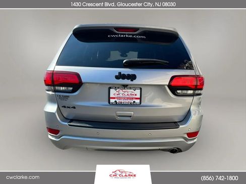 Used 2019 Jeep Grand Cherokee Altitude image 6