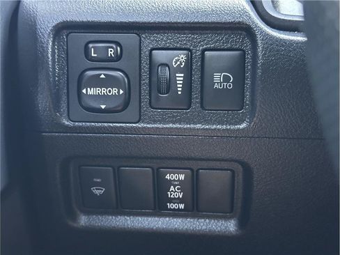 Used 2020 Toyota 4Runner Venture w/ Moonroof Package AWD/4WD image 27