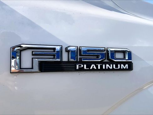 Used 2018 Ford F150 Platinum w/ Equipment Group 701A Luxury AWD/4WD image 10