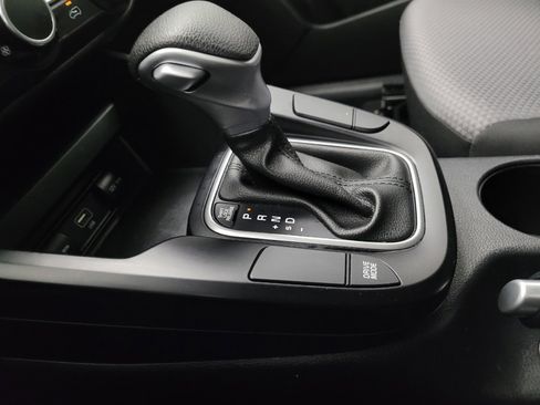 Used 2024 Kia Soul LX w/ Option Group 015 image 26