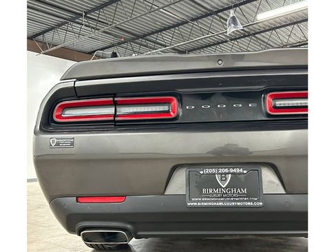 Used 2021 Dodge Challenger R/T w/ Plus Package image 15