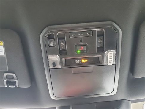 Used 2025 Toyota Tundra Limited image 37