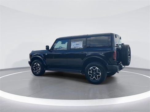 New 2025 Ford Bronco Outer Banks image 6