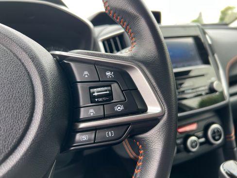 Used 2023 Subaru Crosstrek 2.0i Premium w/ Popular Package #3 image 18