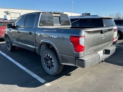 Used 2018 Nissan Titan PRO-4X image 6