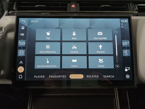 Certified 2026 Land Rover Range Rover Velar Dynamic SE image 23