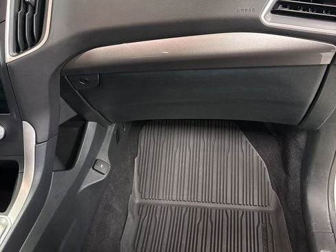 Used 2024 Ford Edge SEL w/ Convenience Package image 28