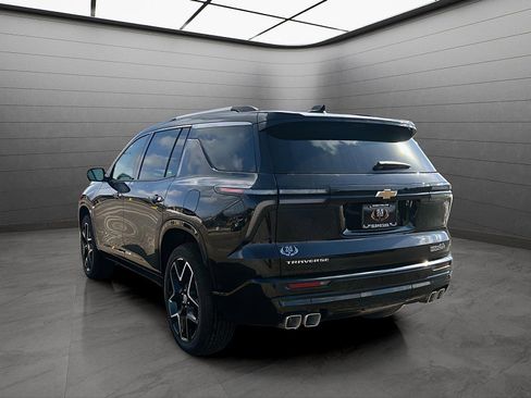 New 2026 Chevrolet Traverse High Country FWD image 4