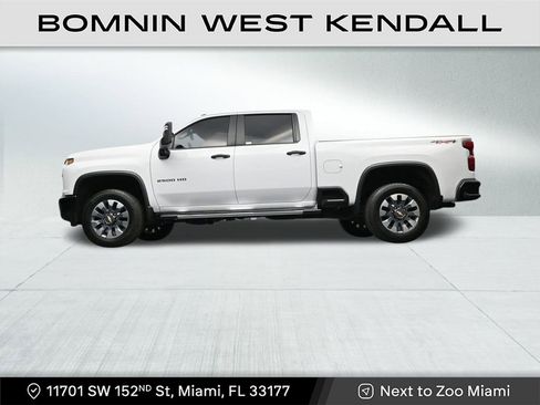 Used 2023 Chevrolet Silverado 2500 Custom w/ Custom Value Package image 22