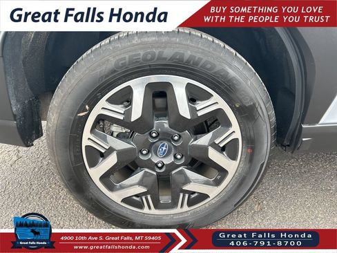 Used 2025 Subaru Forester Premium AWD/4WD image 33
