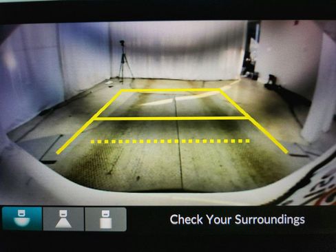 Used 2023 Honda HR-V LX image 40