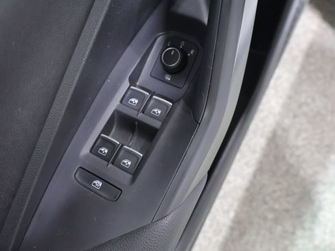 Used 2021 Volkswagen Jetta R-Line FWD image 12